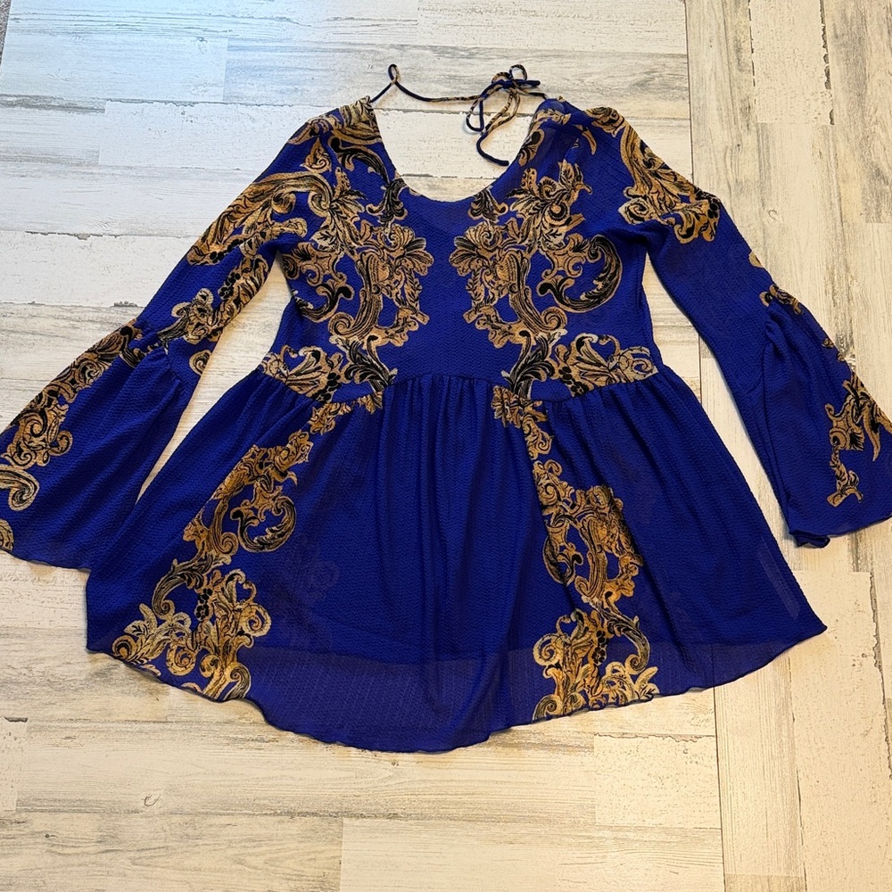 Free people.  oversized XS.  Tunic